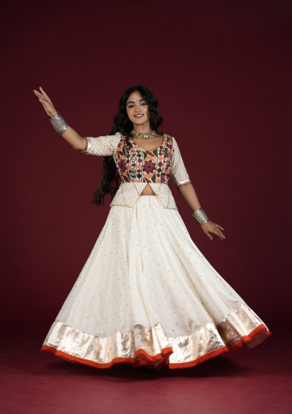 Safed Ishq White Chaniya Choli